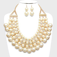 Scalloped Pearl Dangle Necklace