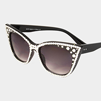 Crystal cat eye sunglasses