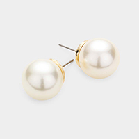 Pearl Stud Earrings 