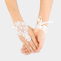 Pearl Flower Lace Up Fingerless Bridal Gloves