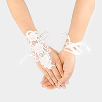 Pearl Flower Lace Up Fingerless Bridal Gloves