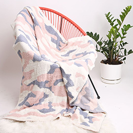 Camouflage Patterned Throw Blanket