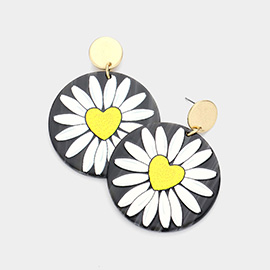 Heart Centered Daisy Flower Printed Resin Dangle Earrings
