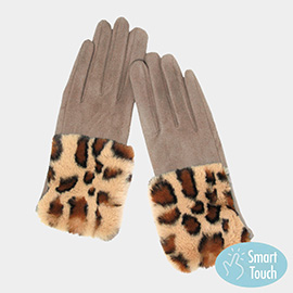 Leopard Patterned Faux Fur Cuff Accented Soft Suede Smart Gloves