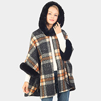 Soft Checker Pattern Hoodie Cape with Faux Fur