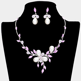 Teardrop Pearl Accented Leaf Cluster Necklace