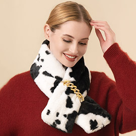 Faux Fur Cow Patterned Chain Pull Through Scarf