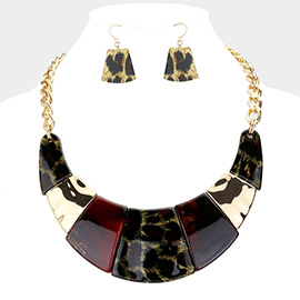 Leopard Print Resin Curved Bib Necklace
