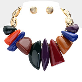 Abstract Shape Resin Stone Accented Statement Necklace