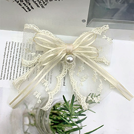 Pearl Pointed Lace Embroidered Barrette
