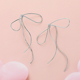 Metal Wire Bow Earrings