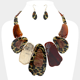 Celluloide Acetate Abstract Leopard Pebble Link Bib Necklace