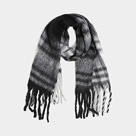 Plaid Oblong Scarf with Fringe