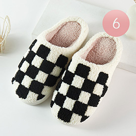 6Pairs - Checkered Printed Home Slippers