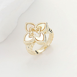 Mother Of Pearl Clover Ring