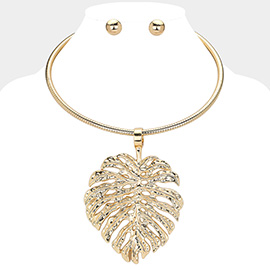 Textured Metal Tropical Leaf Pendant Statement Necklace