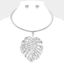 Textured Metal Tropical Leaf Pendant Statement Necklace