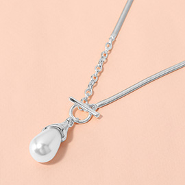 SECRET BOX_Pearl Toggle Pendant Necklace