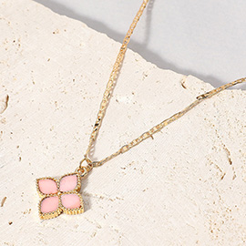 Clover Pendant Necklace