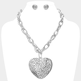 Textured Metal Heart Pendant Chunky Industrial Chain Statement Necklace