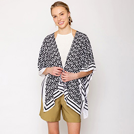 Geometric Pattern Print Ruana Poncho