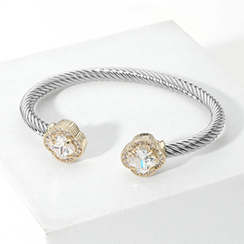 Quatrefoil CZ Stone Tip Twisted Cuff Bracelet