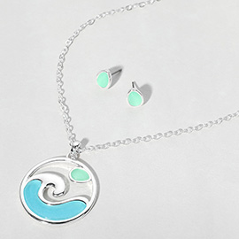 Sea Glass Wave Disc Pendant Necklace