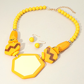 Bold Geometric Resin Statement Necklace